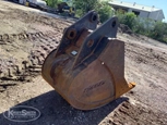 Front of used Bucket,Used Esco Bucket,Used Esco Bucket in yard,Back of used Bucket,Side of used Bucket